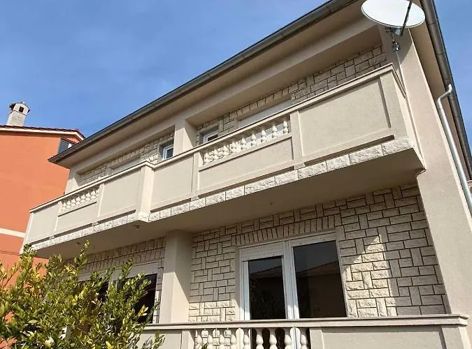 Apartment Branka Rab Town